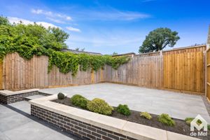 Photo 8- click for photo gallery